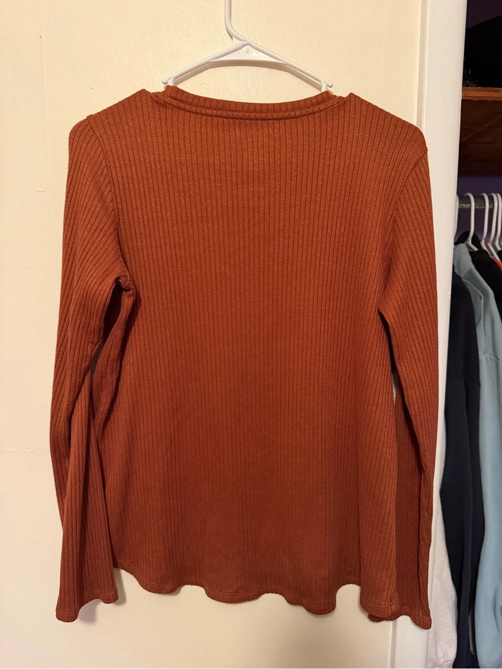 American Eagle Soft & Sexy Plush Long Sleeve Shirt (Medium) - Picture 2 of 6